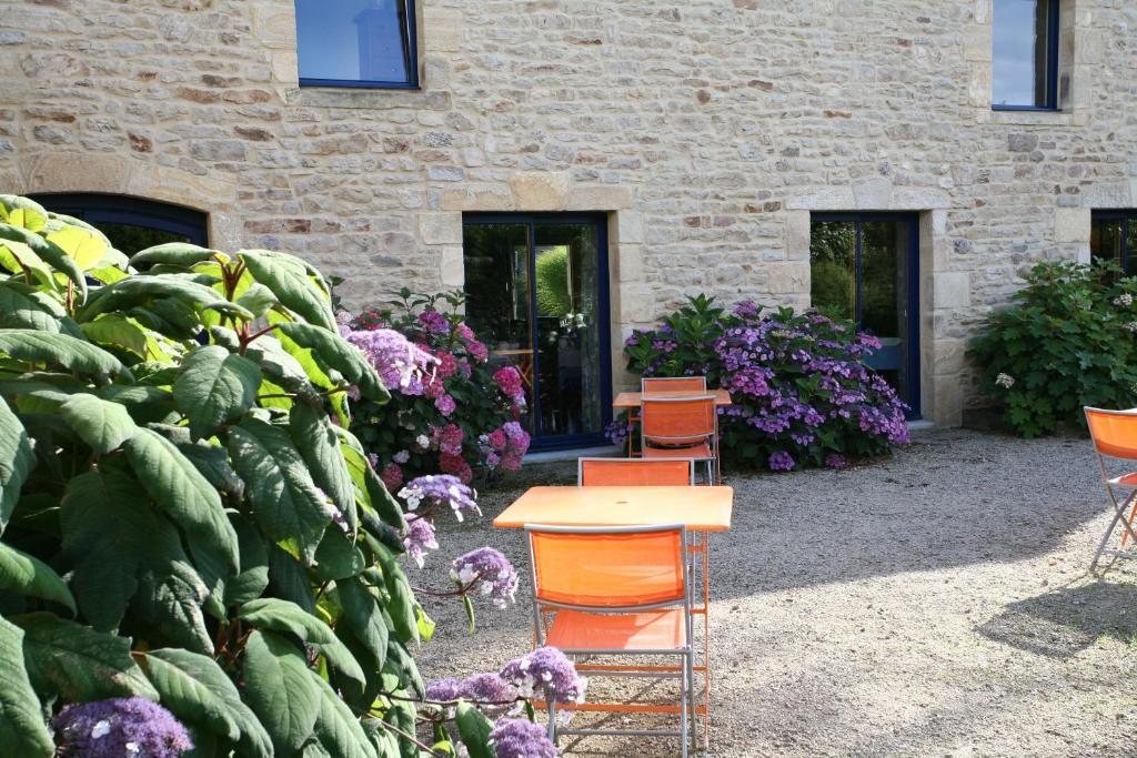 Hotel - Restaurant L'Hortensia Noyalo 部屋 写真